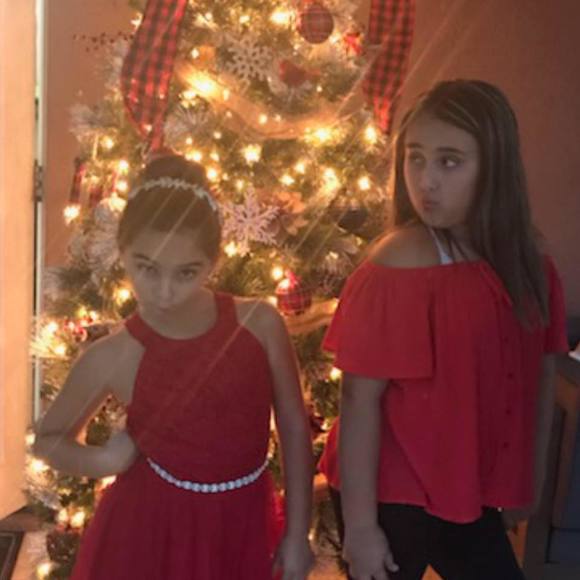 Meet your Posher, Jennifer - Picture 1 of 1